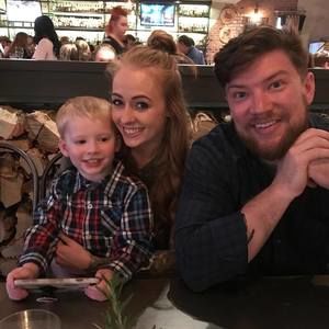 Meet your Posher, Becca